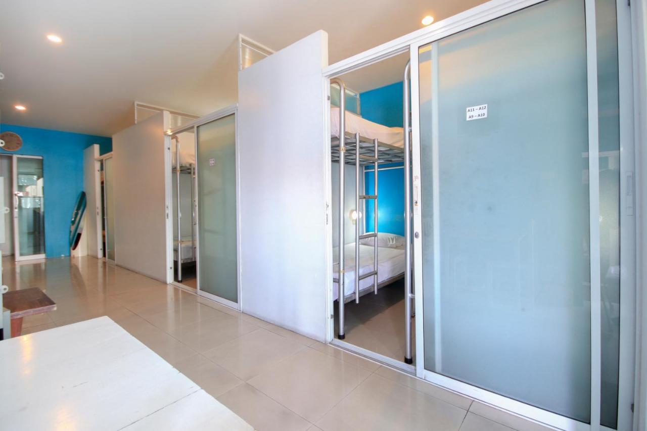 Oyo 1054 Phuket Backpacker Hostel Exterior foto